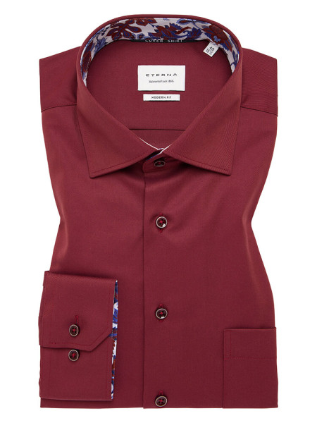 Camicia Eterna MODERN FIT TWILL rosso scuro con Kent collar in taglio moderno